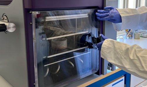 Freeze dryer – a key tool enabling advanced sample preparation and high‑quality results